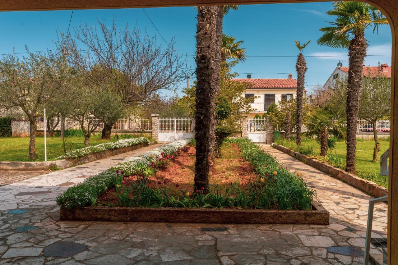 Apartment Villa Olga Poreč Extérieur photo